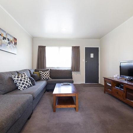 Colonial Court Motor Inn Tauranga Zewnętrze zdjęcie