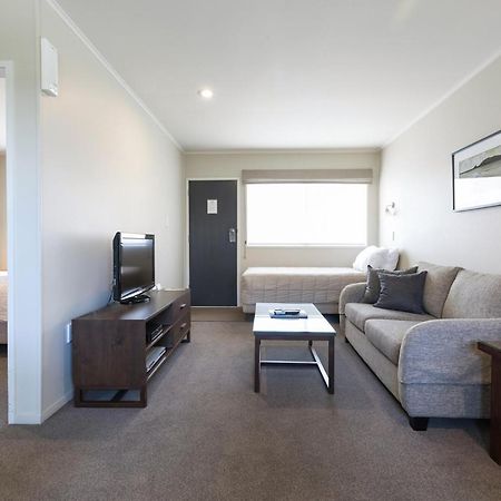 Colonial Court Motor Inn Tauranga Zewnętrze zdjęcie