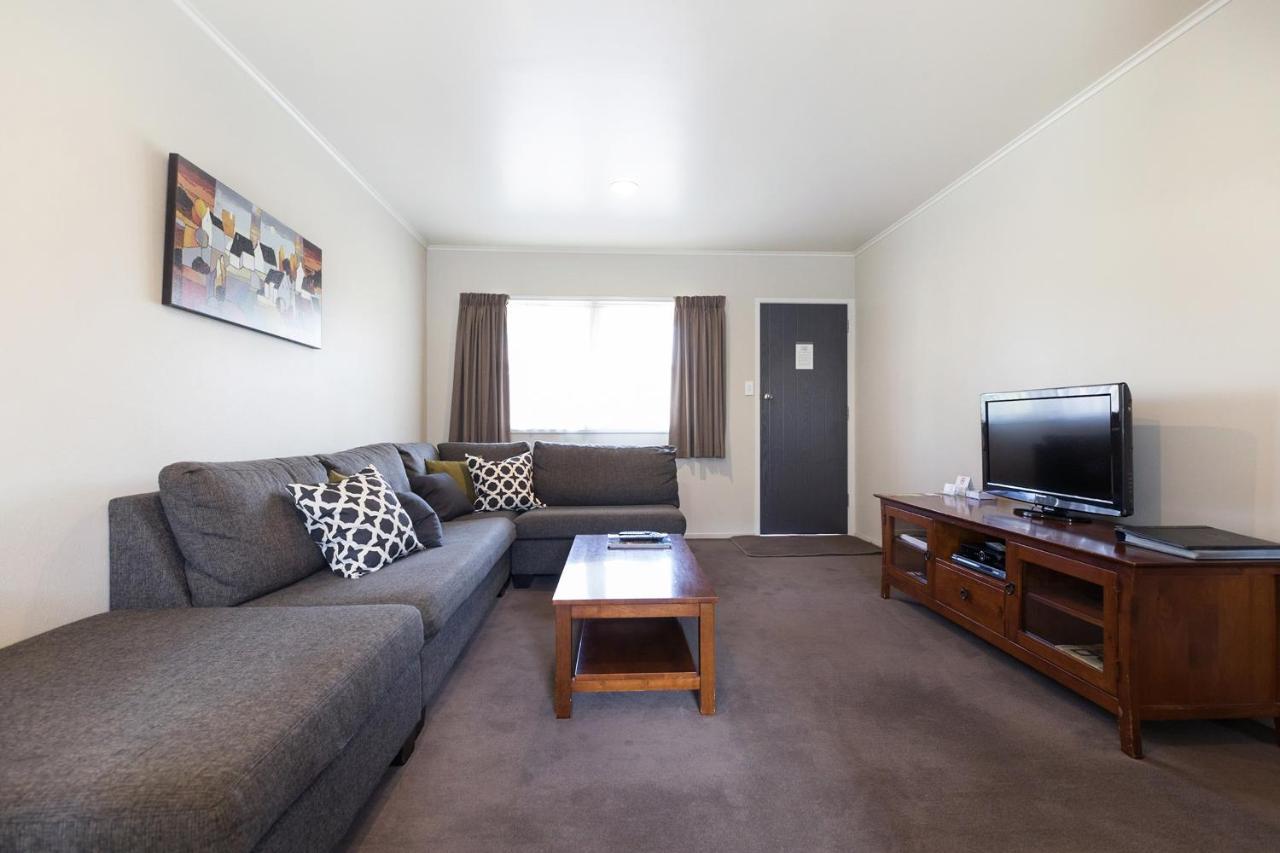 Colonial Court Motor Inn Tauranga Zewnętrze zdjęcie